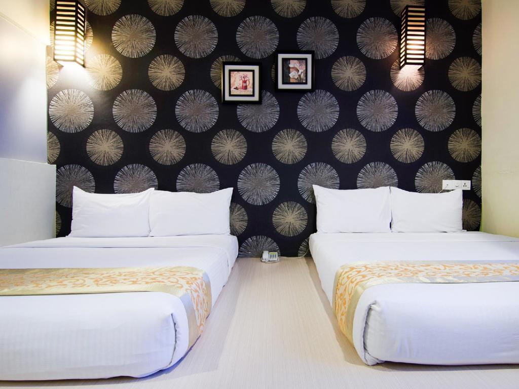 Eight Days Boutique Hotel - Mount Austin 조호르 바루 외부 사진